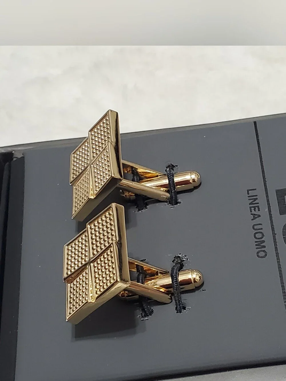 Linea Uomo Gold Textured Grid Cufflinks NIB